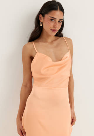 Viravenna Strap Ankle Dress