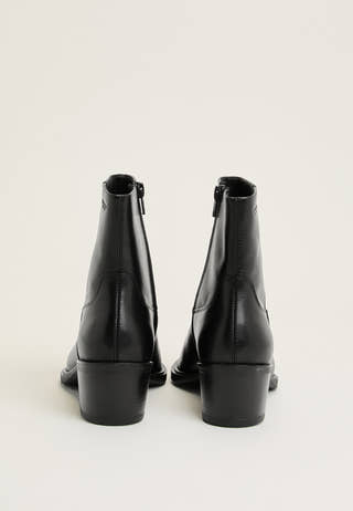 Kelsey Heel Classic Leather Boots Black
