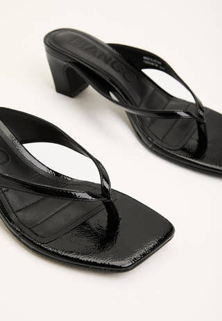Biaspice Toe Post Faux Leather