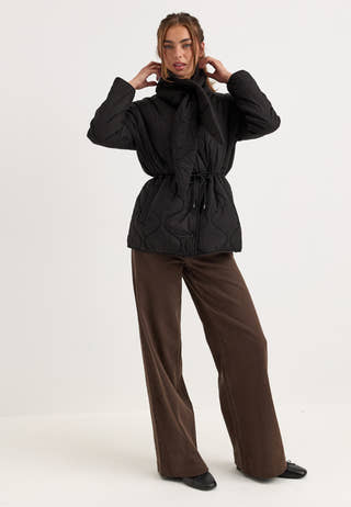 Scarf Quilted Short Jacket Black