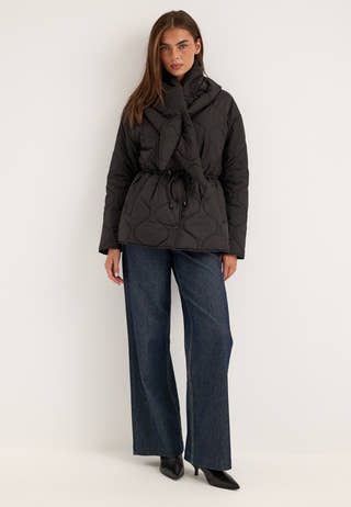 Scarf Quilted Short Jacket Black