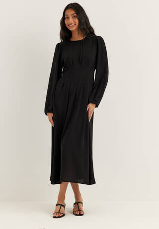 Crepe Pleated Dress Black