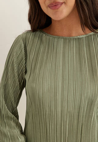 Short Pleated Frill Dress