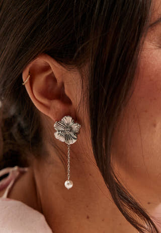 Daisy Pendant Earring