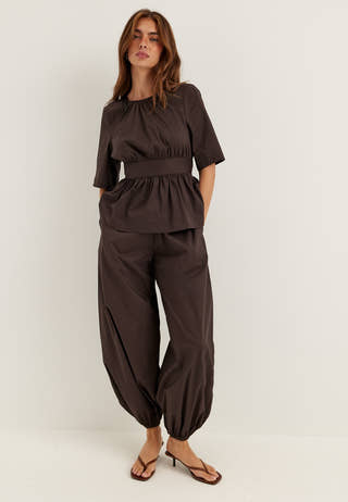 Vmfriba 2/4 DETAIL TOP
