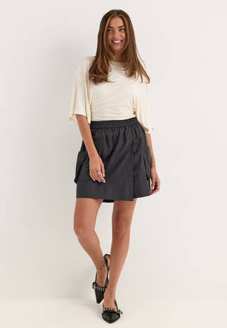 Objkaela Hw Lo Bermuda Short Black