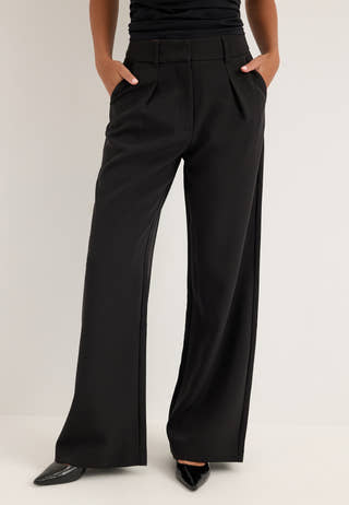 High Waist Pleated Trousers Black