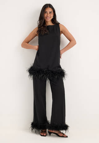 Feather-Hem Sleveless Tunic Black