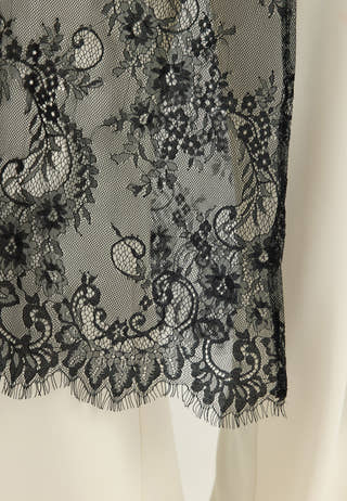 Vialis Wrap Lace Scarf Black