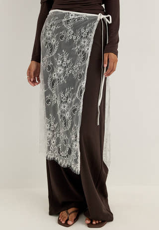 Vialis Wrap Lace Scarf White