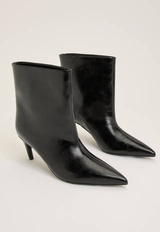 Pointy Boot Black