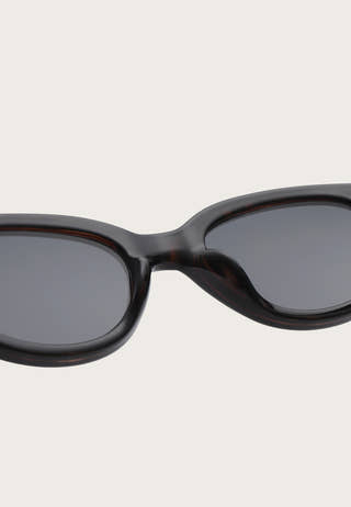 Winnie Black