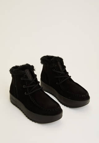 Mount Marty Moc Suede Boot Black