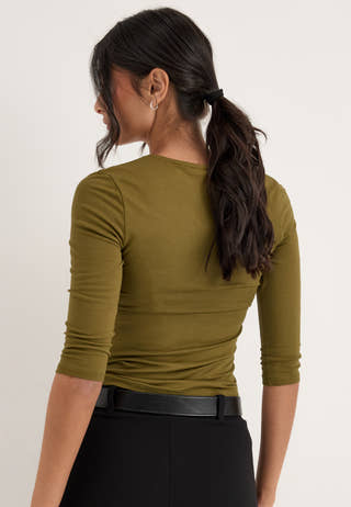 ¾ Sleeve V-Neck Top Green