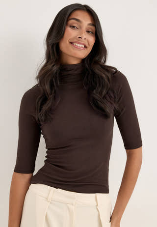 Longer Sleeve Turtleneck Top Brown