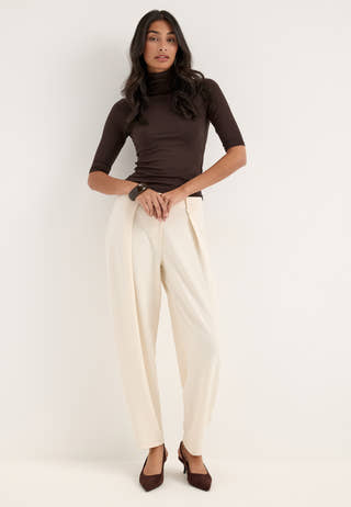 Longer Sleeve Turtleneck Top Brown