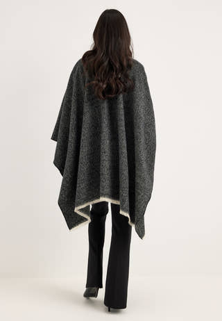 Vmmolly Poncho Boo Black