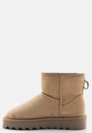 Short Boots