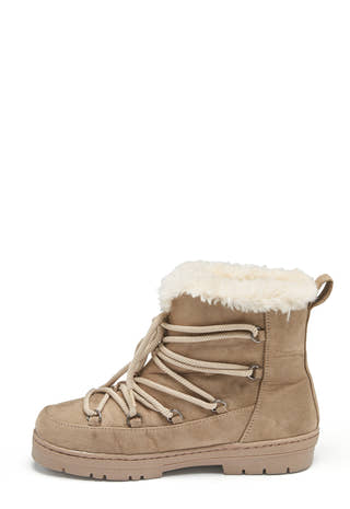 Breanna Snow Sneakers