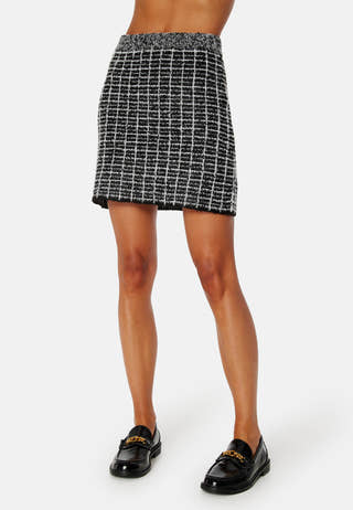 Short Knitted Skirt