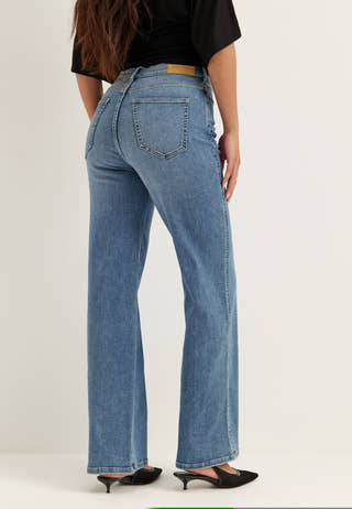 High Straight Leg Jeans