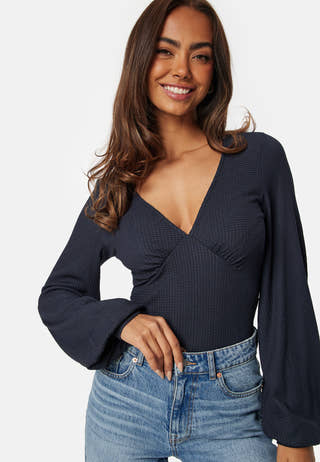 V-neck Puff Sleeve L/S Top
