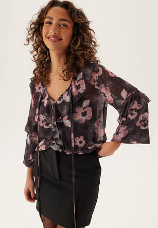 Mesh Frill Top