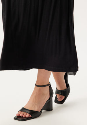 Mid Heel Sandal