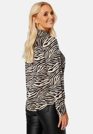 Nicole shirt