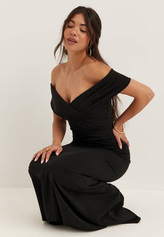 Off Shoulder Pleat Maxi Dress