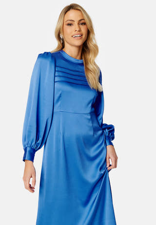 Wanda Dress