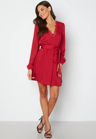 Vallie lace dress