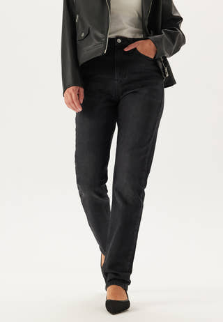 Authentic Slim Straight