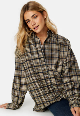 Molly Shirt