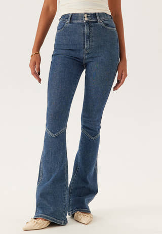 Moxy Flare V Cut