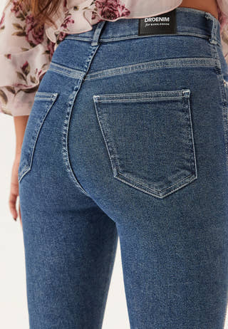 Moxy Flare V Cut
