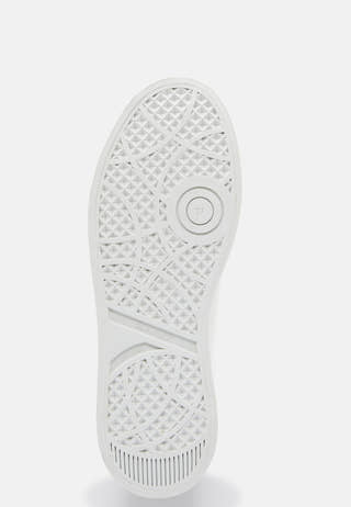 Avona Sneaker