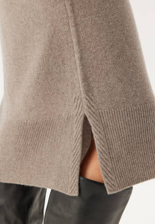 Herringbone Detail Rollneck Dr