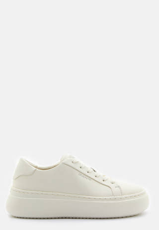 Jennise Sneaker