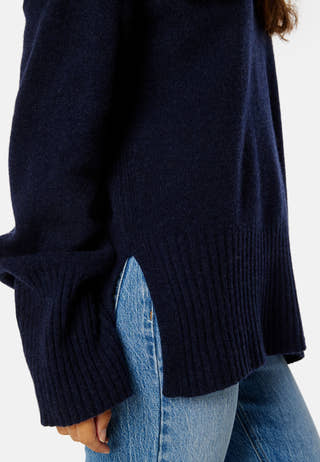 Lounge C-Neck Sweater