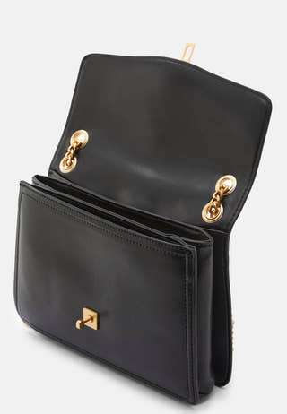James Convertible Xbody Flap