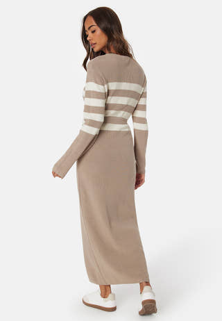 Striped O-neck  Knitted Dress