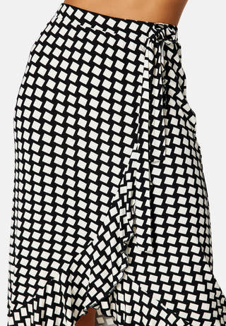 Frill Wrap Skirt