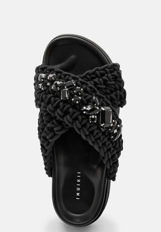 Woven Stones Platform