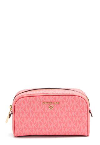 Jet Set Charm