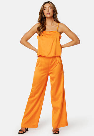 Hello Strap Top