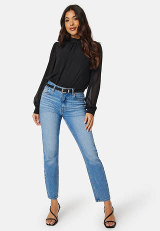 Mila L/S High Neck Top