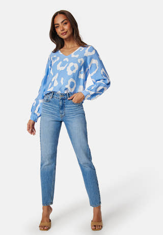Objjacira L/S V-Neck top