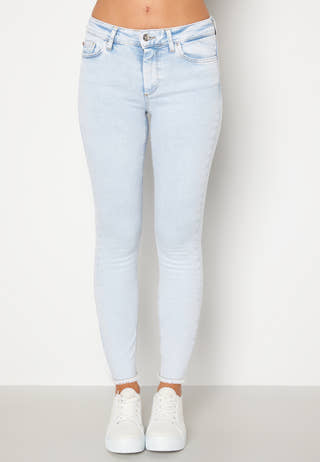 Blush Life Mid Jeans