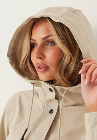 Elisa Raincoat